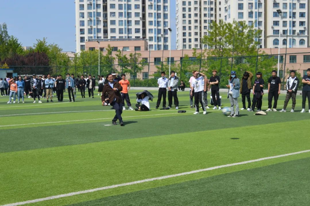 中软卓越杯点球大赛第二场开赛