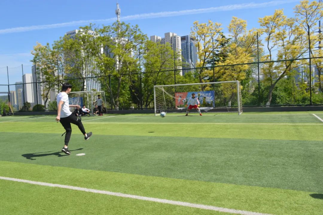 中软卓越杯点球大赛第一场开赛