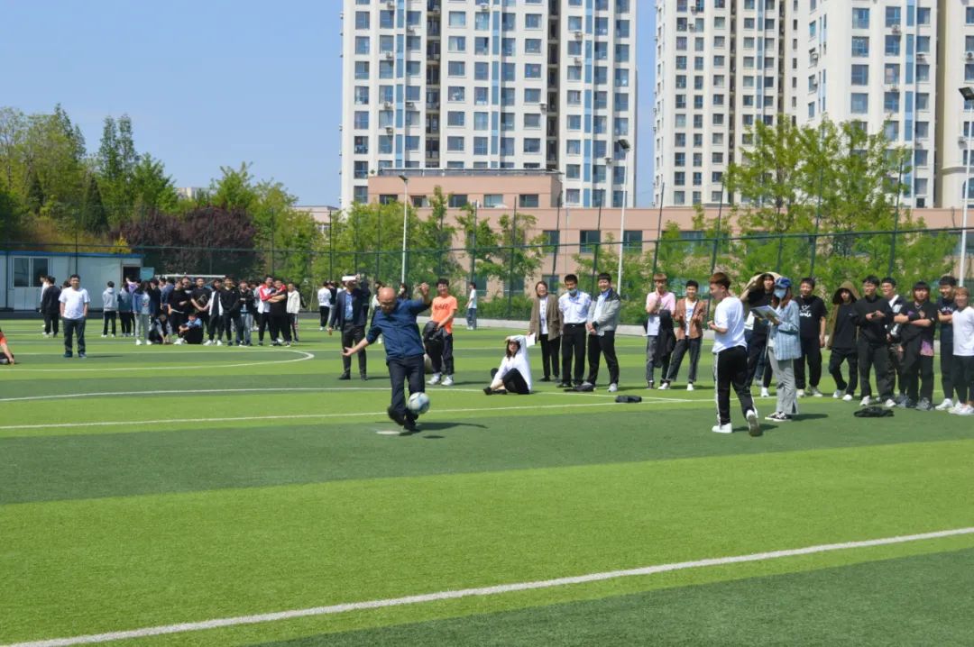 中软卓越杯点球大赛第二场开赛