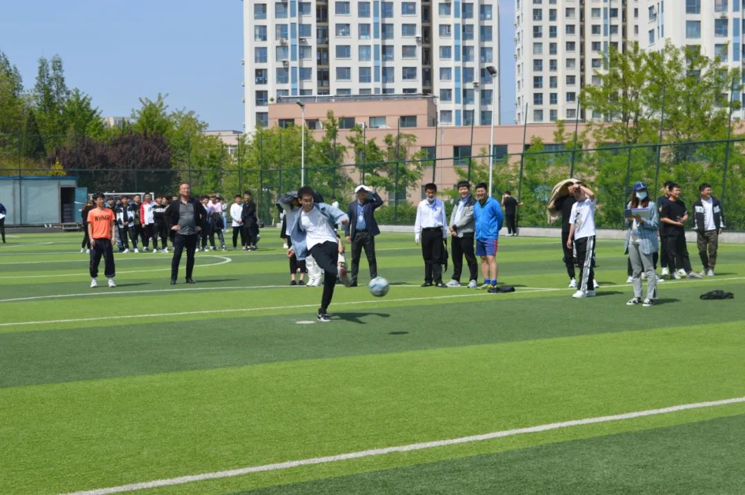 中软卓越杯点球大赛第二场开赛