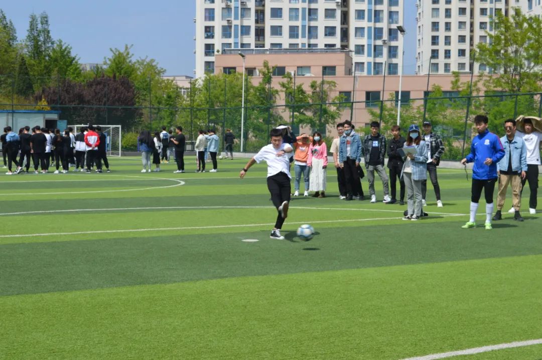 中软卓越杯点球大赛第二场开赛